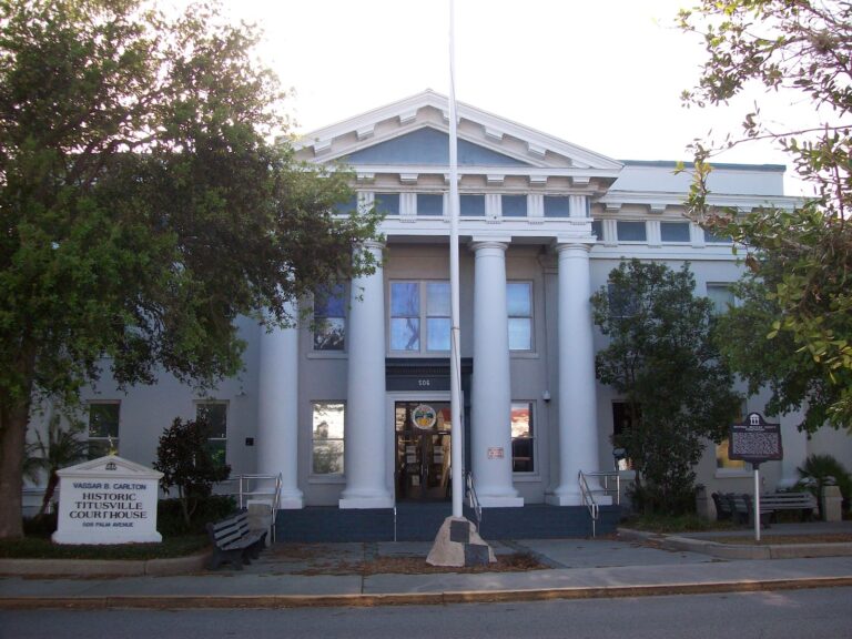 Titusville-Courthouse-Lg
